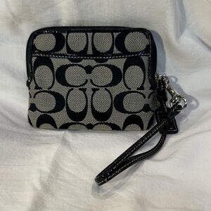 Black and White Wristlet